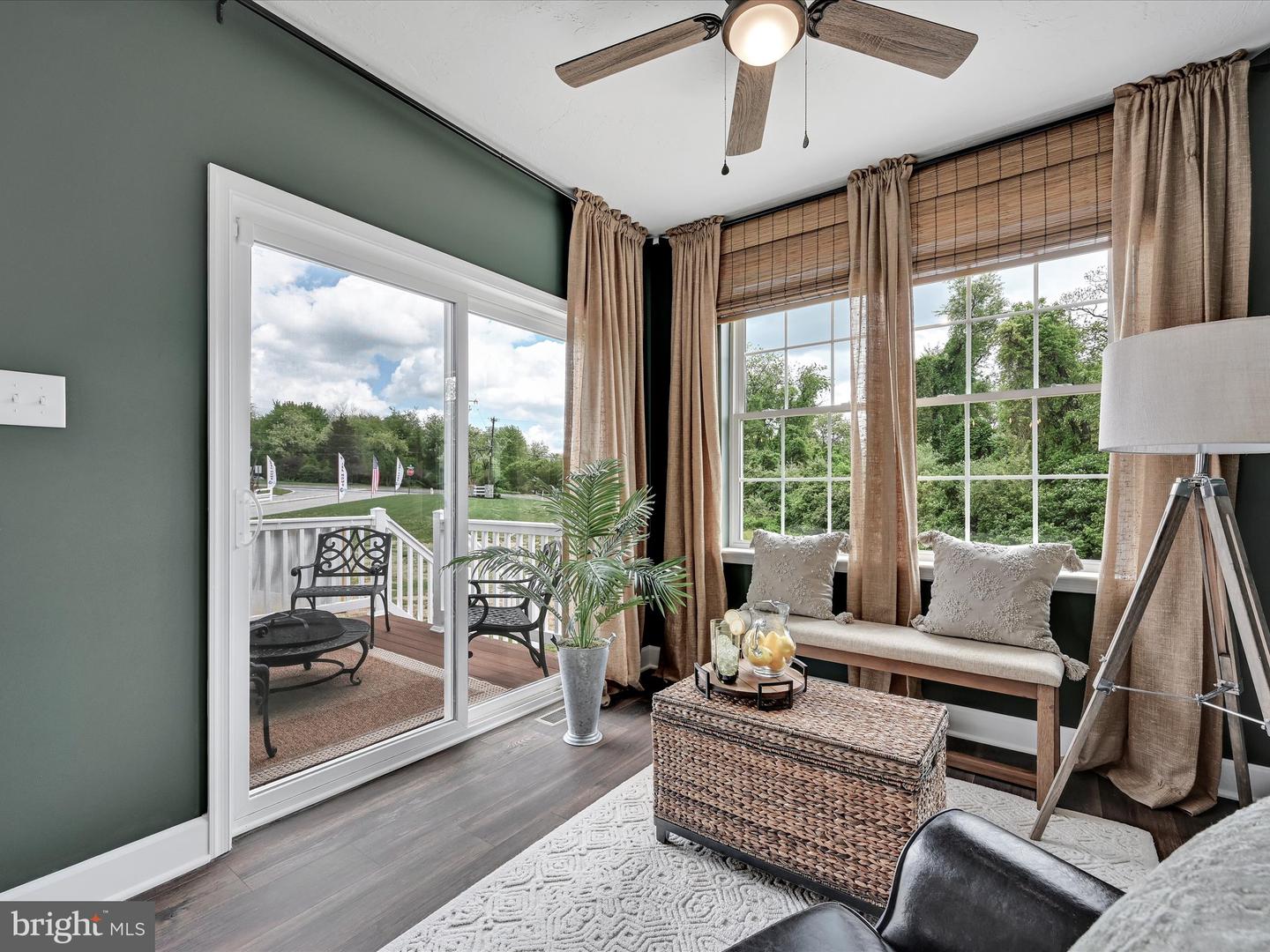 262 Holstein Dr #93 Property Photo 6