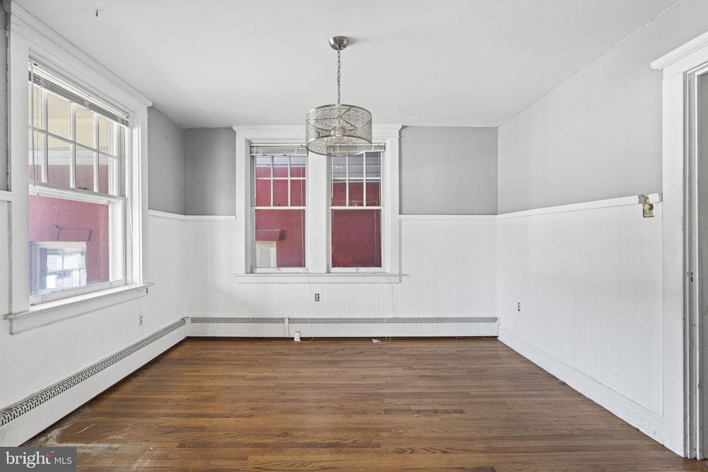 1422 S George St Property Photo 11