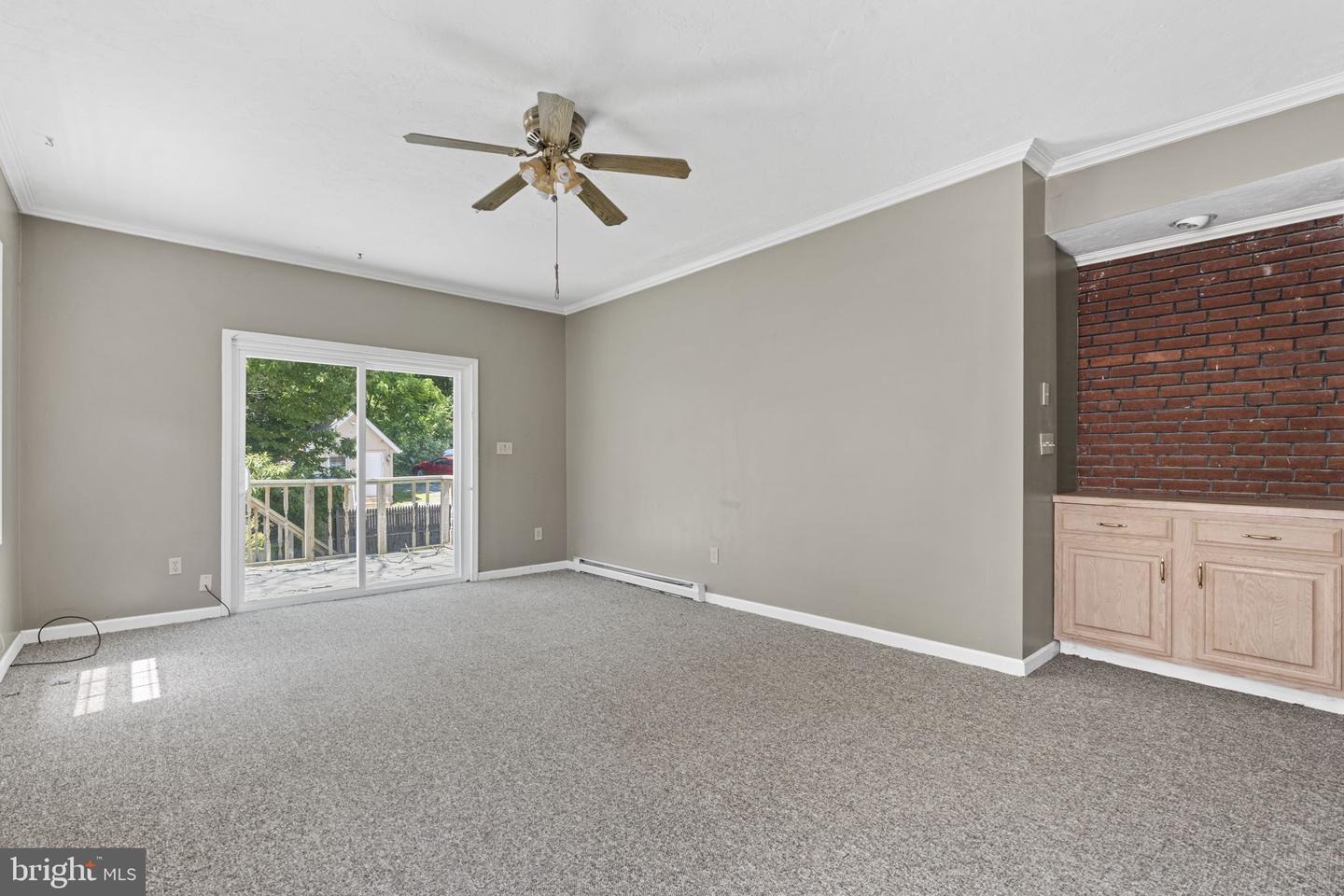 1422 S George St Property Photo 24