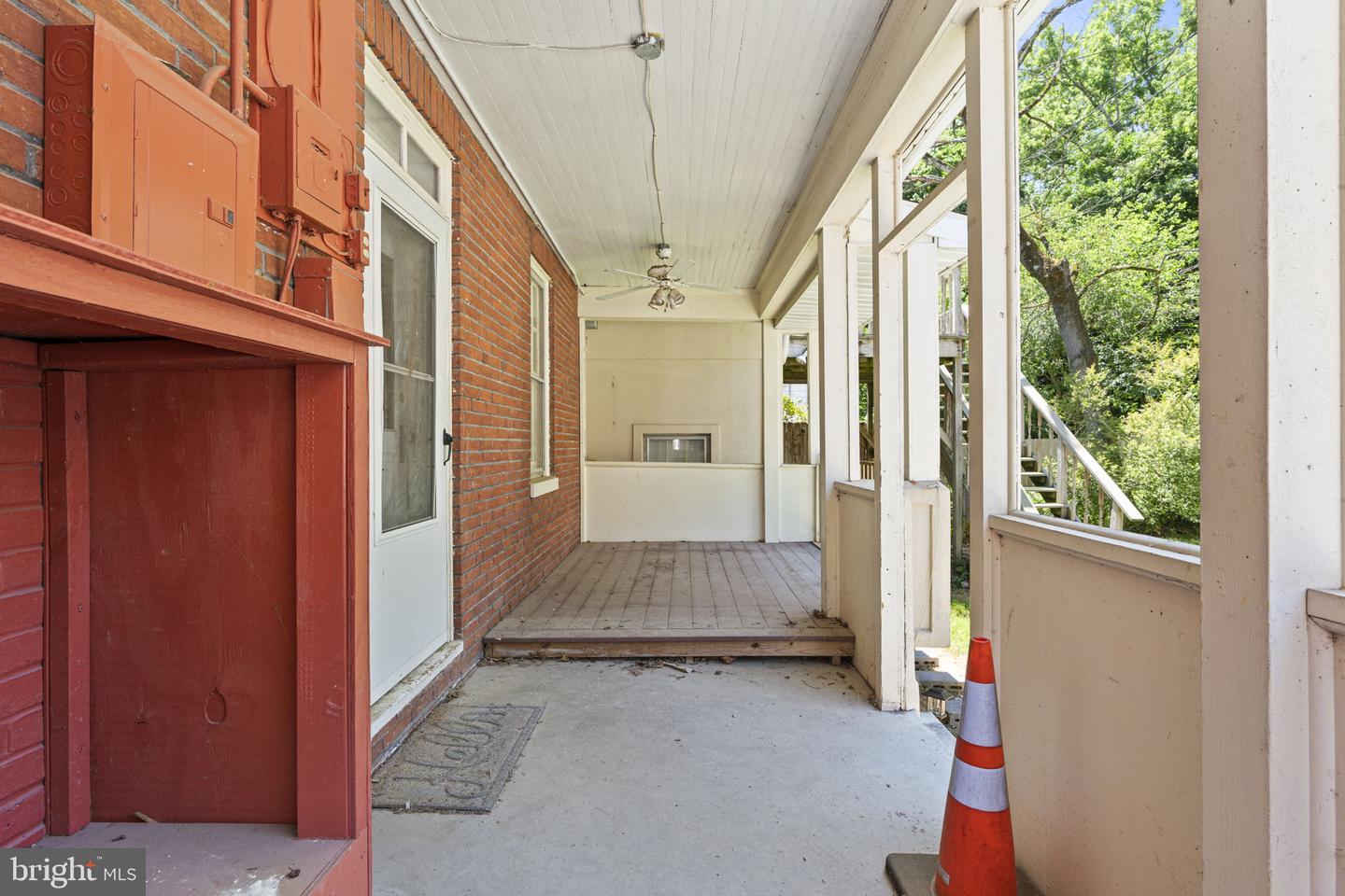 1422 S George St Property Photo 36