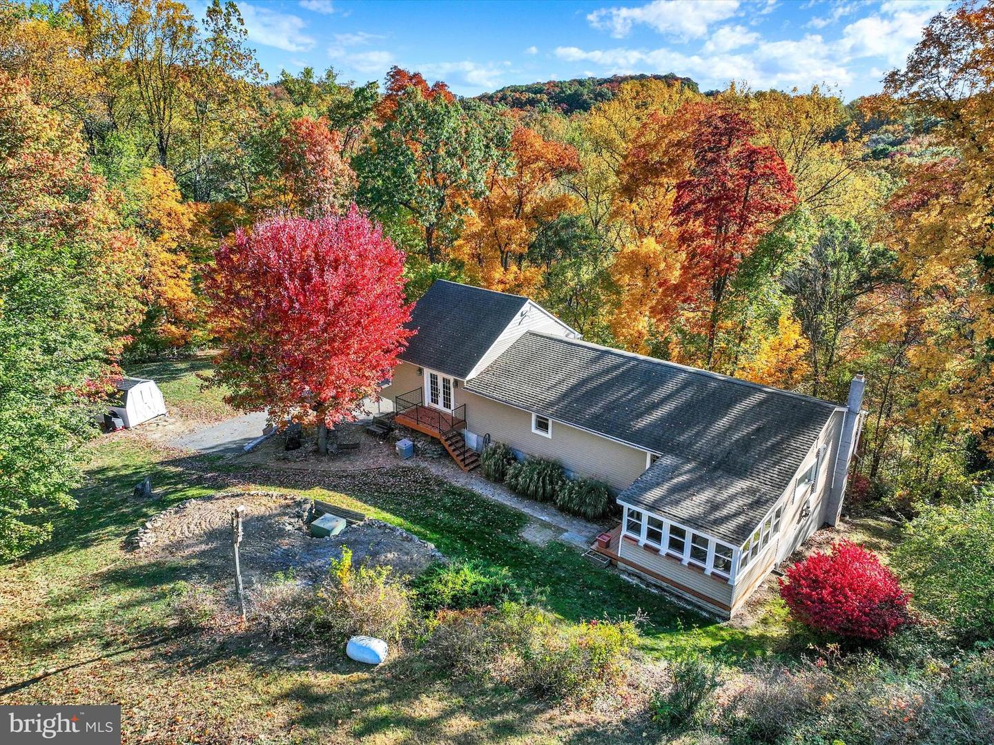 255 Meadow Rd Property Photo 1