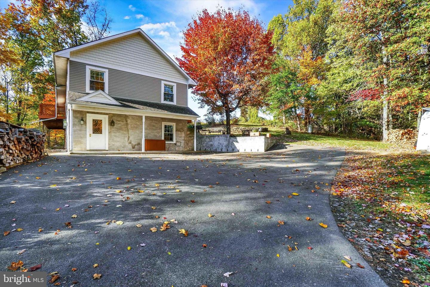 255 Meadow Rd Property Photo 3