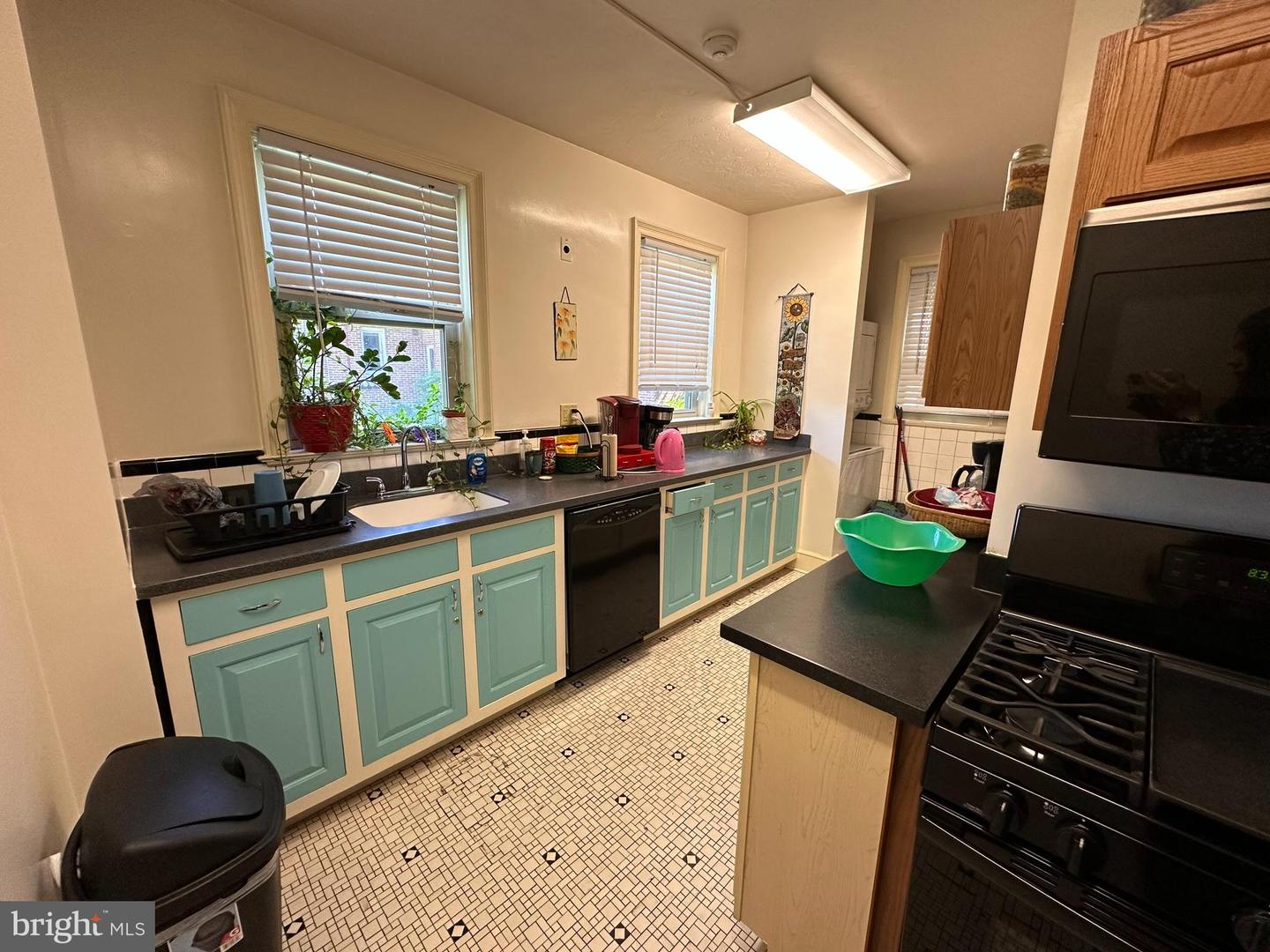 1205 E Market St Property Photo 22