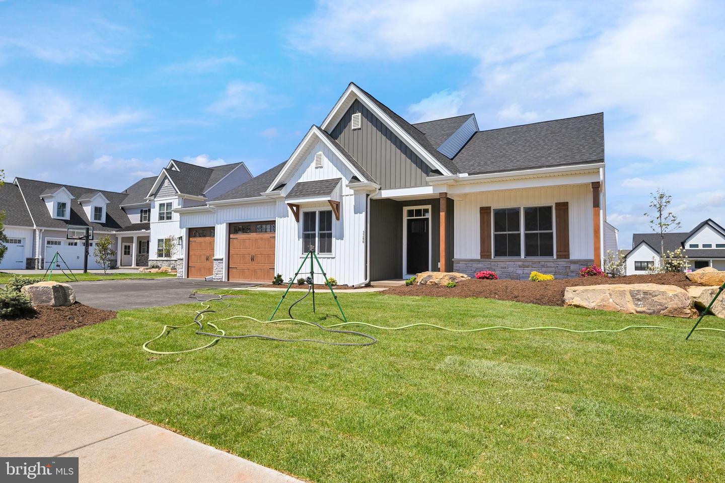 3297 Wentworth Way Property Photo 4