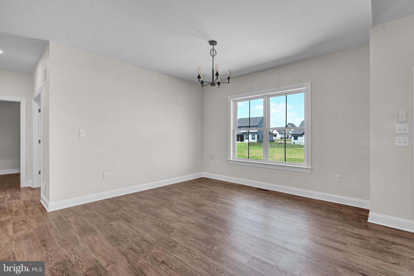3297 Wentworth Way Property Photo 18