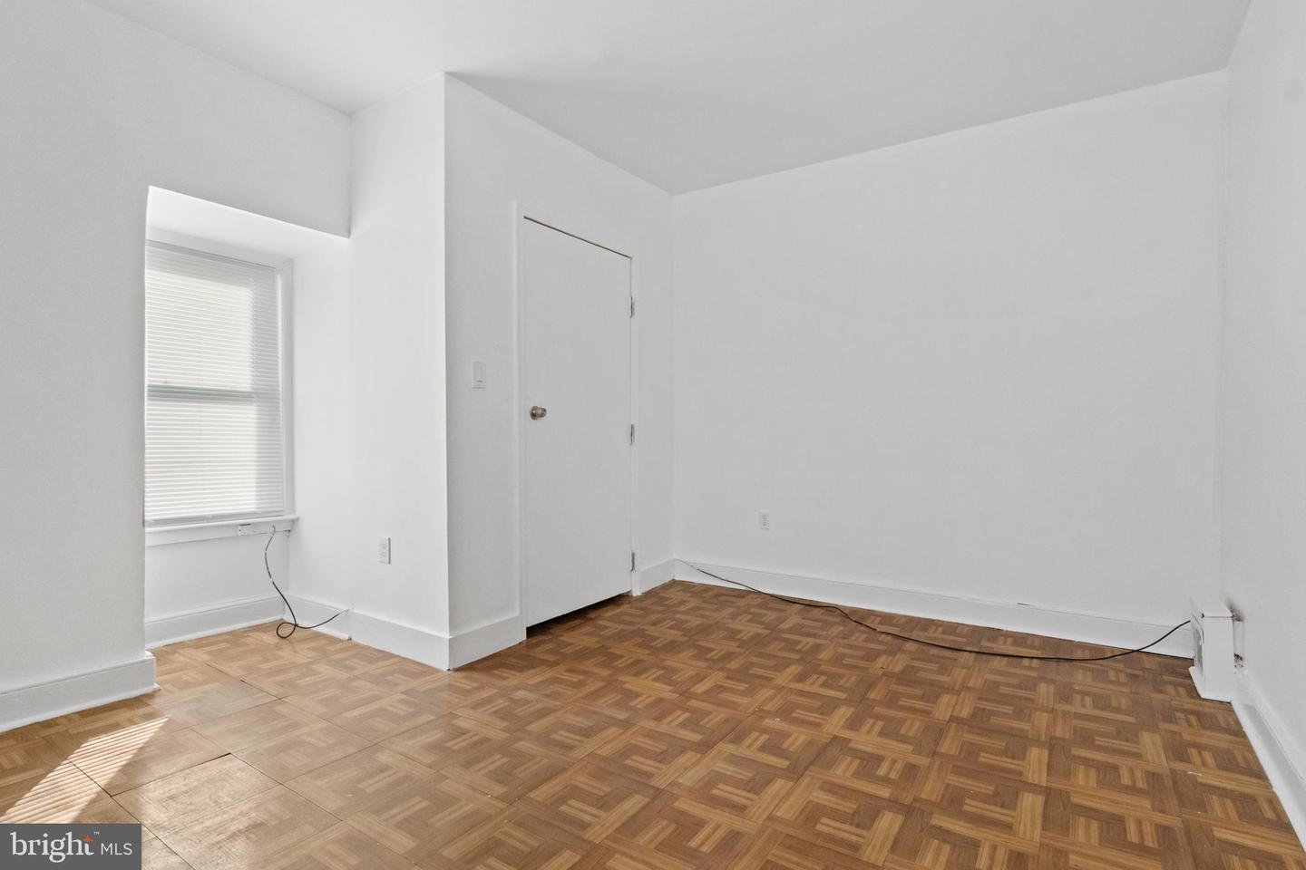 538-540 E Market St Property Photo 22