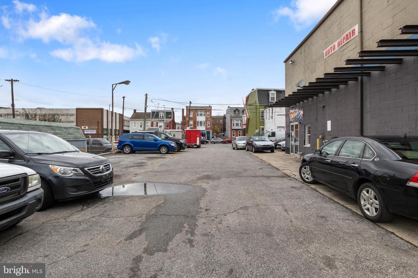 538-540 E Market St Property Photo 40
