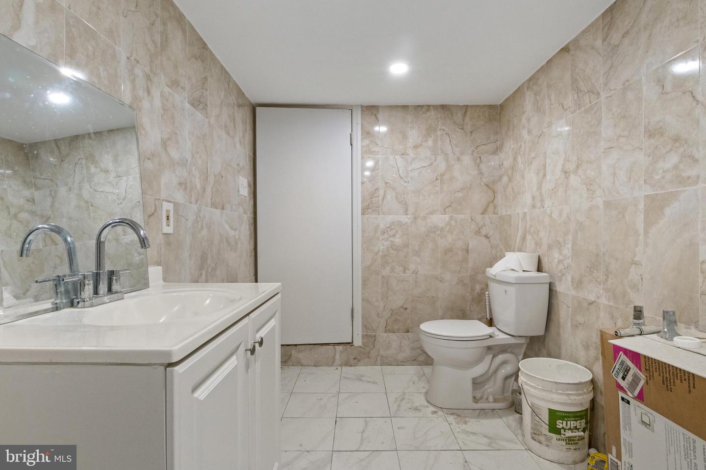 538-540 E Market St Property Photo 67