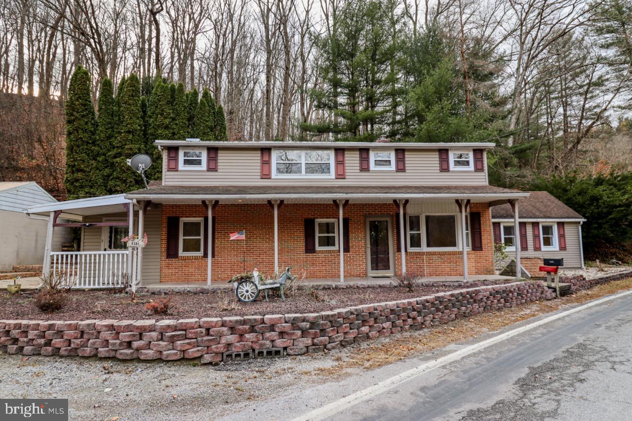 6381 Glatfelters Station Rd Property Photo 2