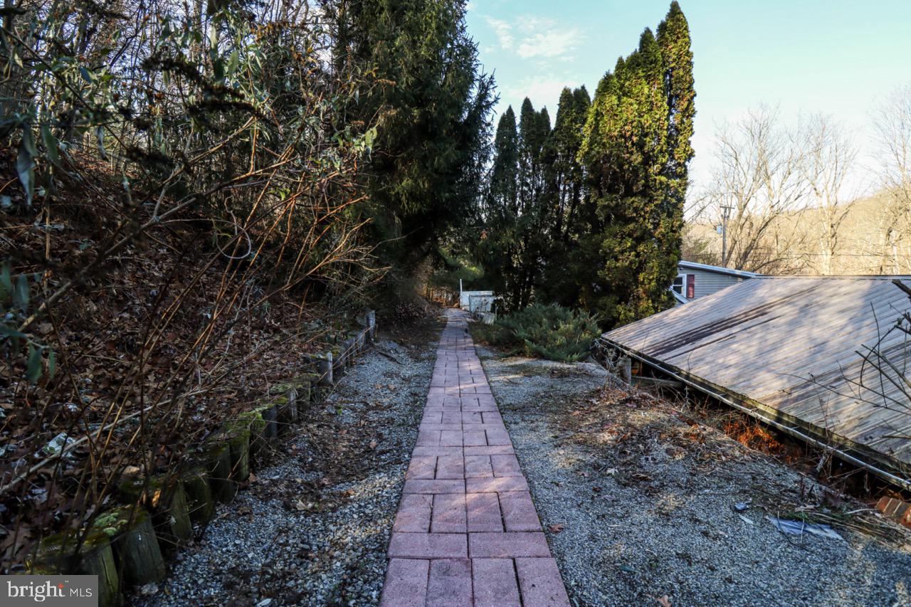 6381 Glatfelters Station Rd Property Photo 63