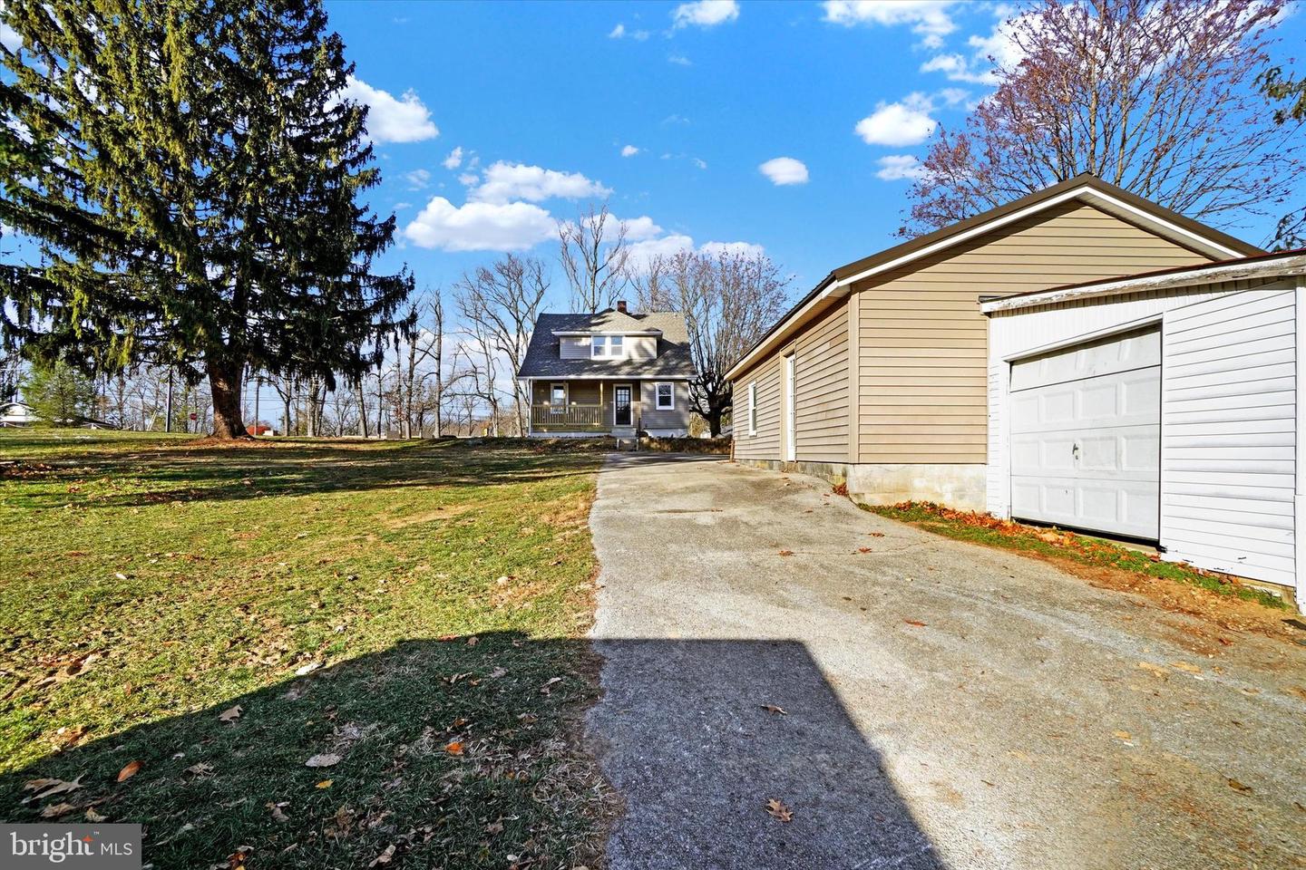 1055 Smith Hill Rd Property Photo 25