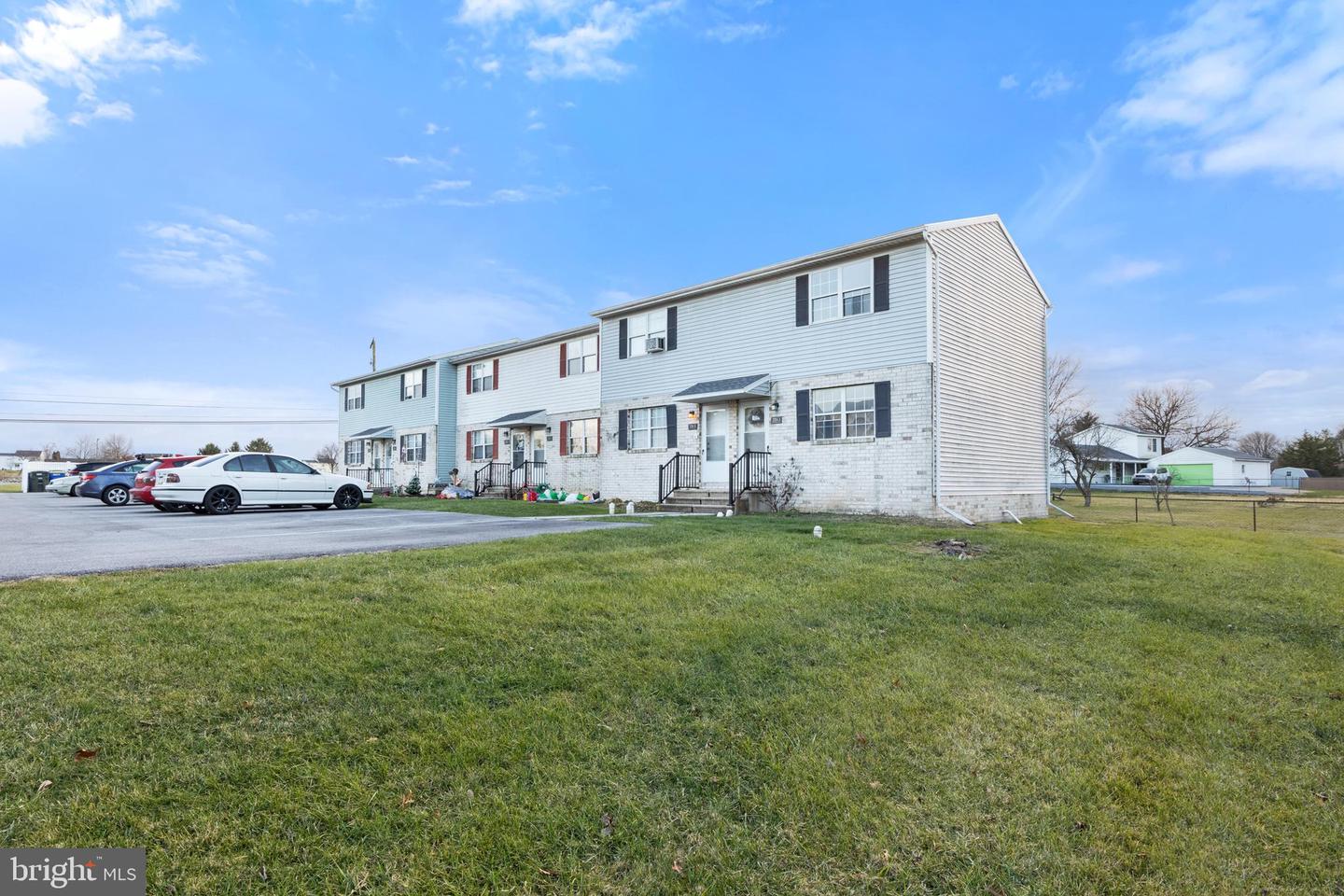 3704-3706 Davidsburg A & B Property Photo 4