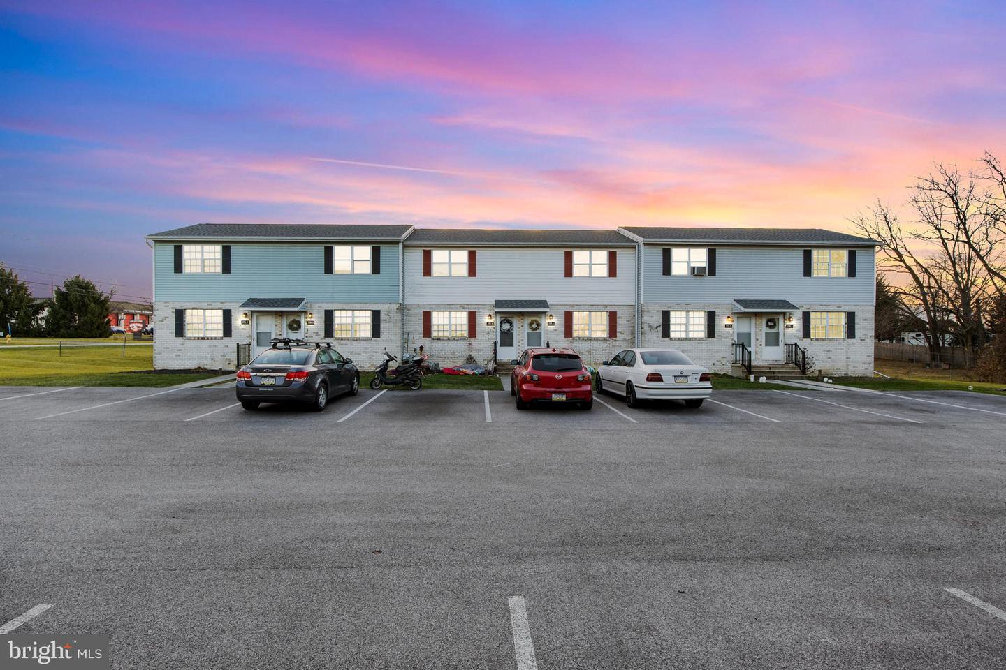 3704-3706 Davidsburg A & B Property Photo 5