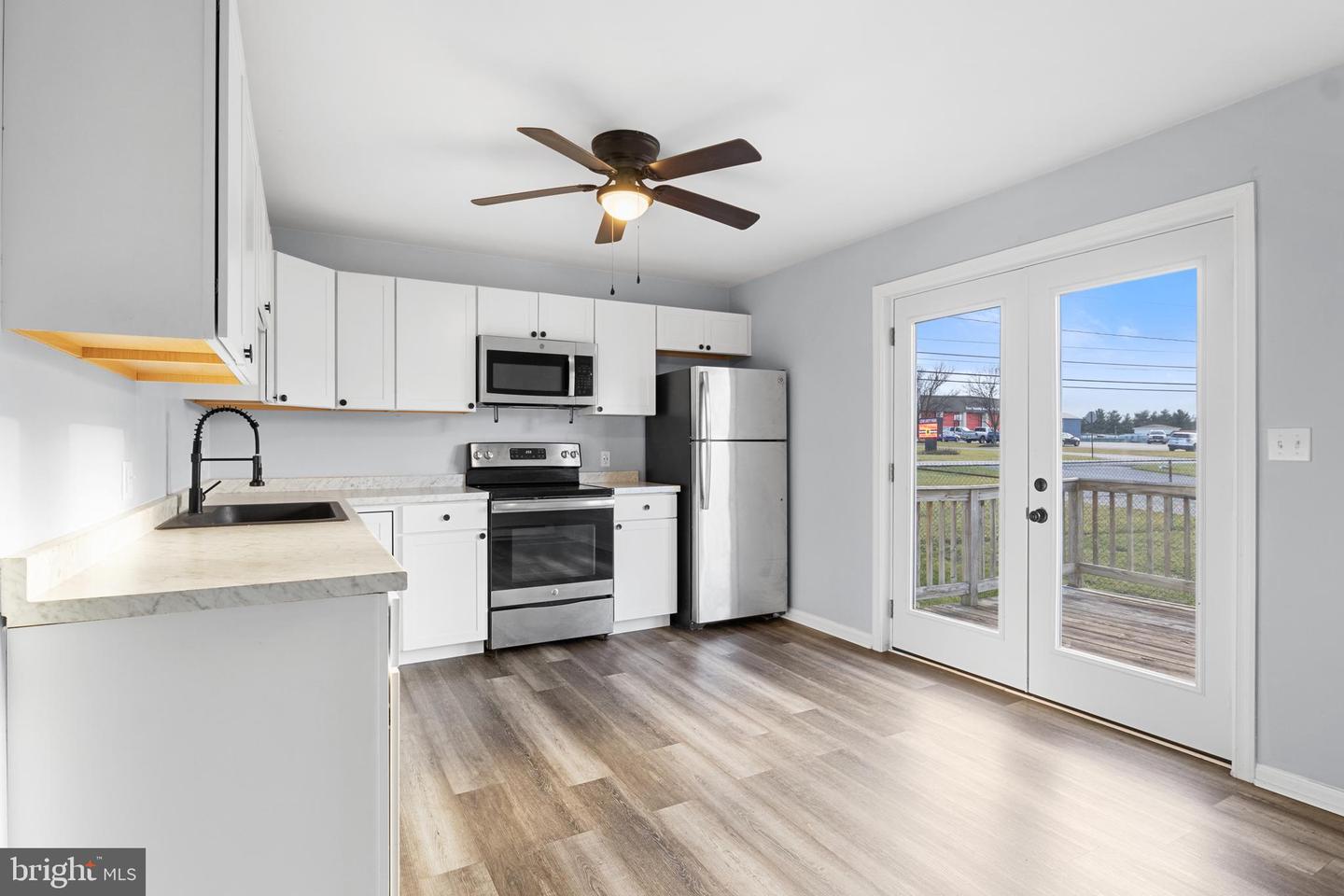 3704-3706 Davidsburg A & B Property Photo 12