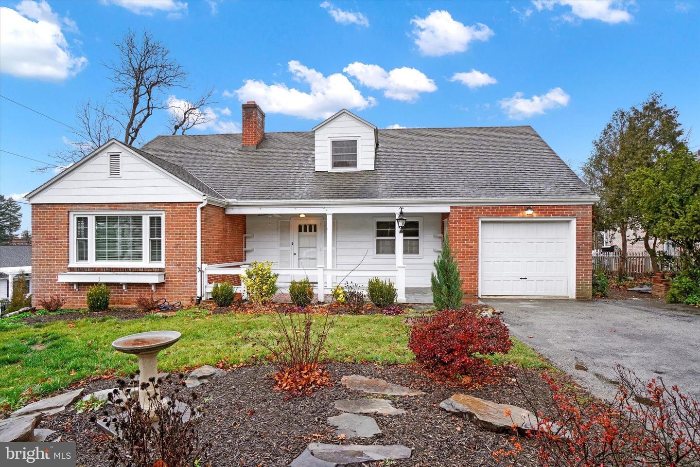 165 Highland Rd Property Photo