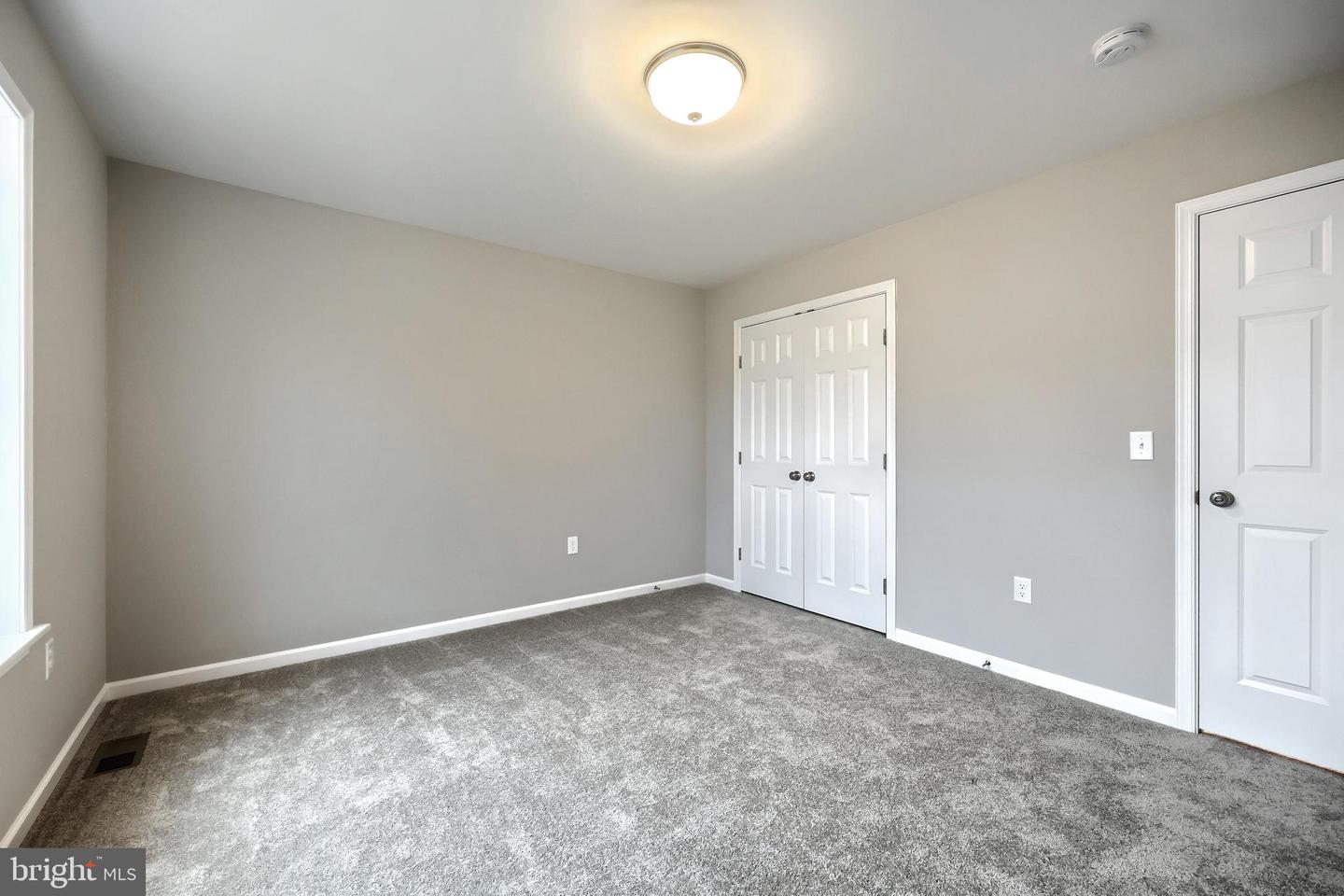 240 Red Maple Dr Property Photo 19