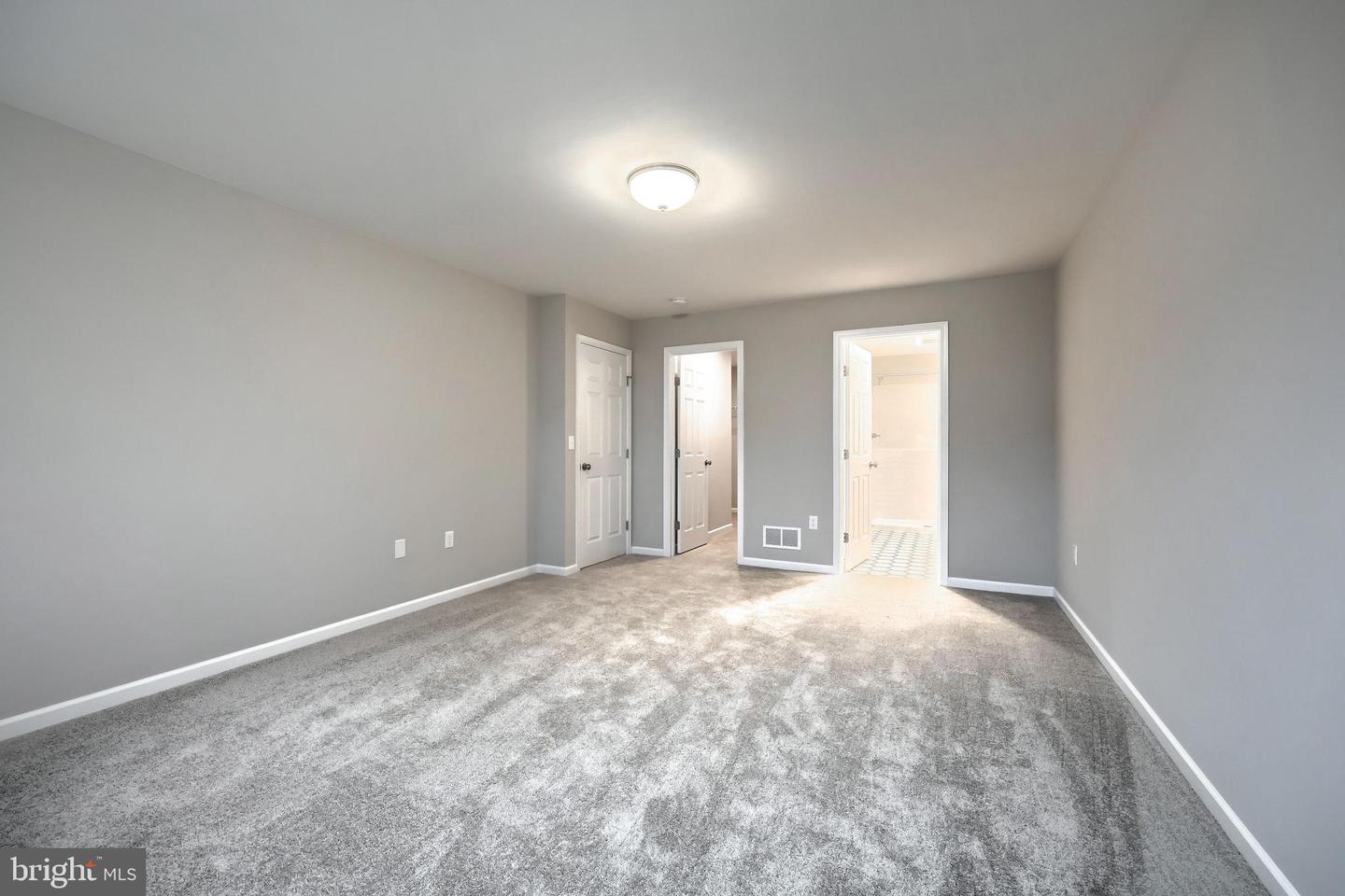240 Red Maple Dr Property Photo 25