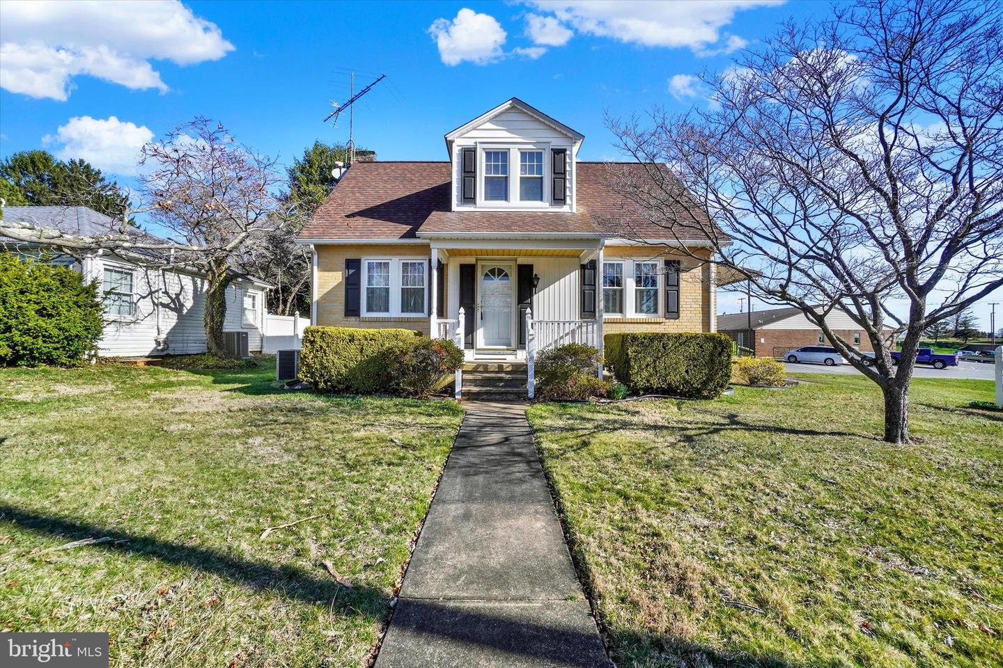 5 Fulton Ave Property Photo
