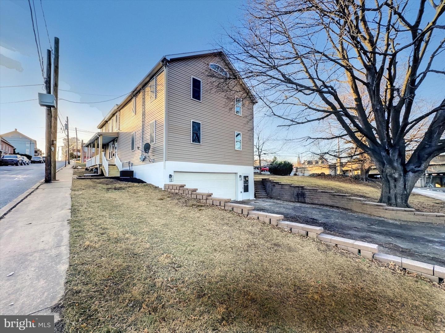 118 Chestnut St Property Photo