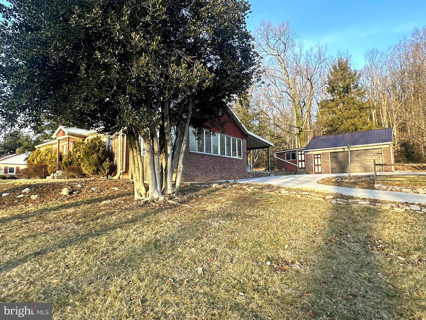 6355 Pigeon Hill Rd Property Photo