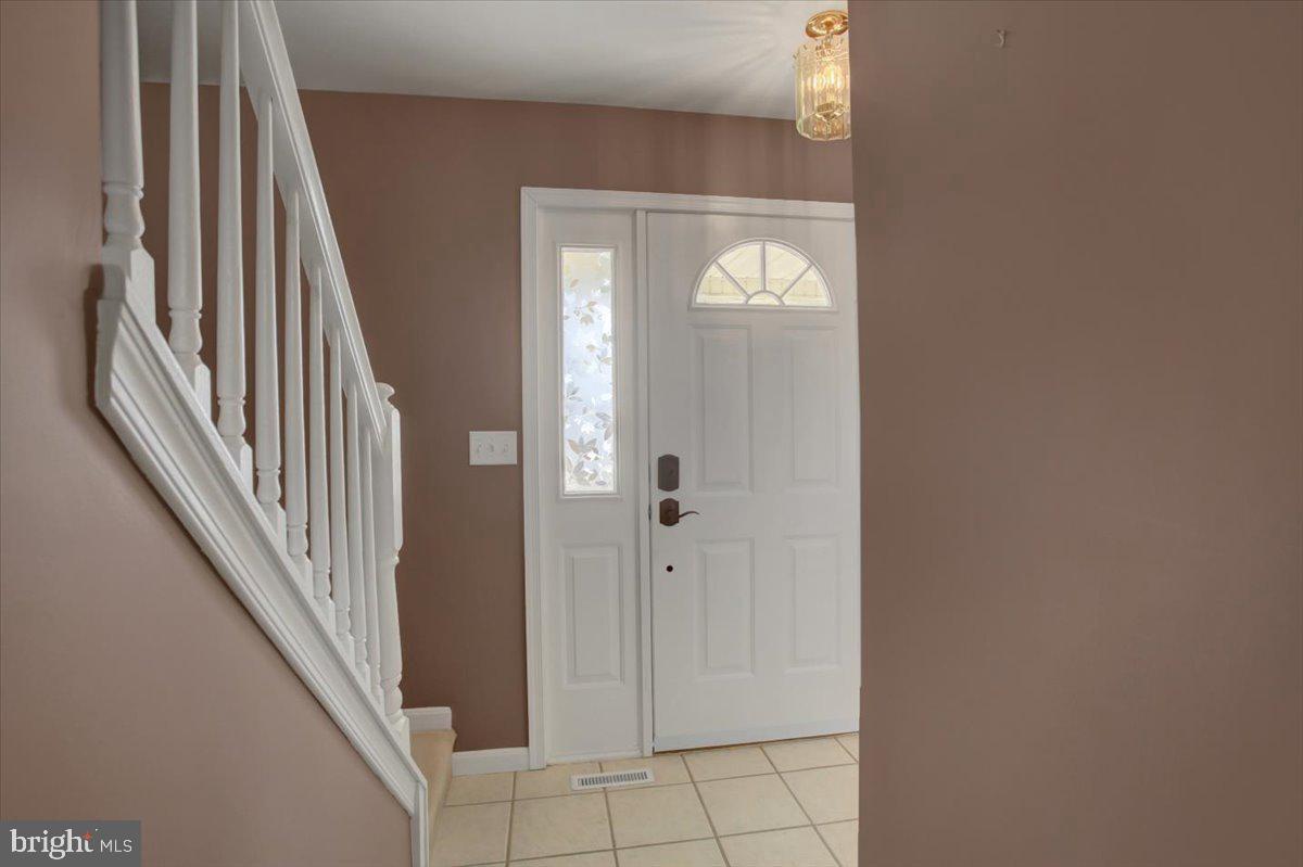 113 Martel Cir Property Photo 7