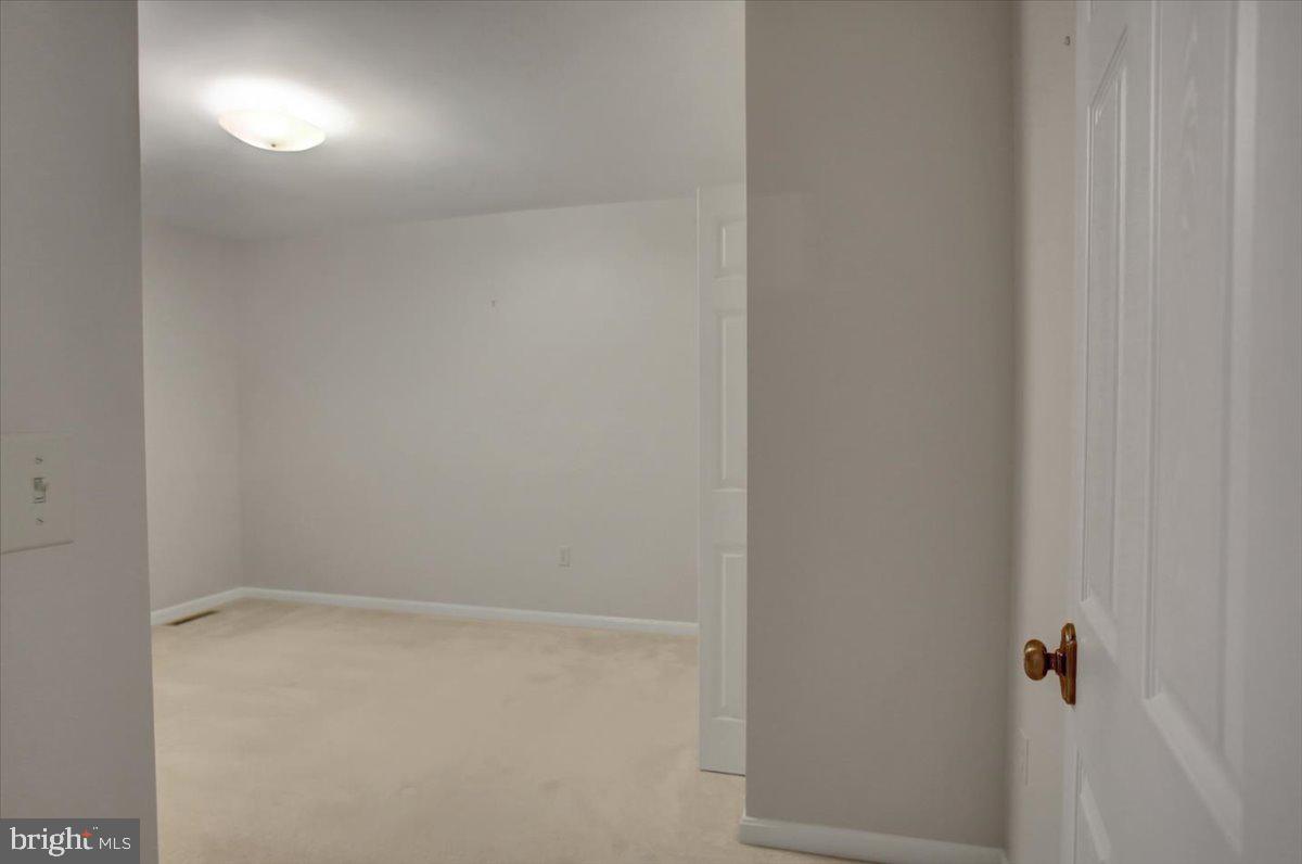 113 Martel Cir Property Photo 32