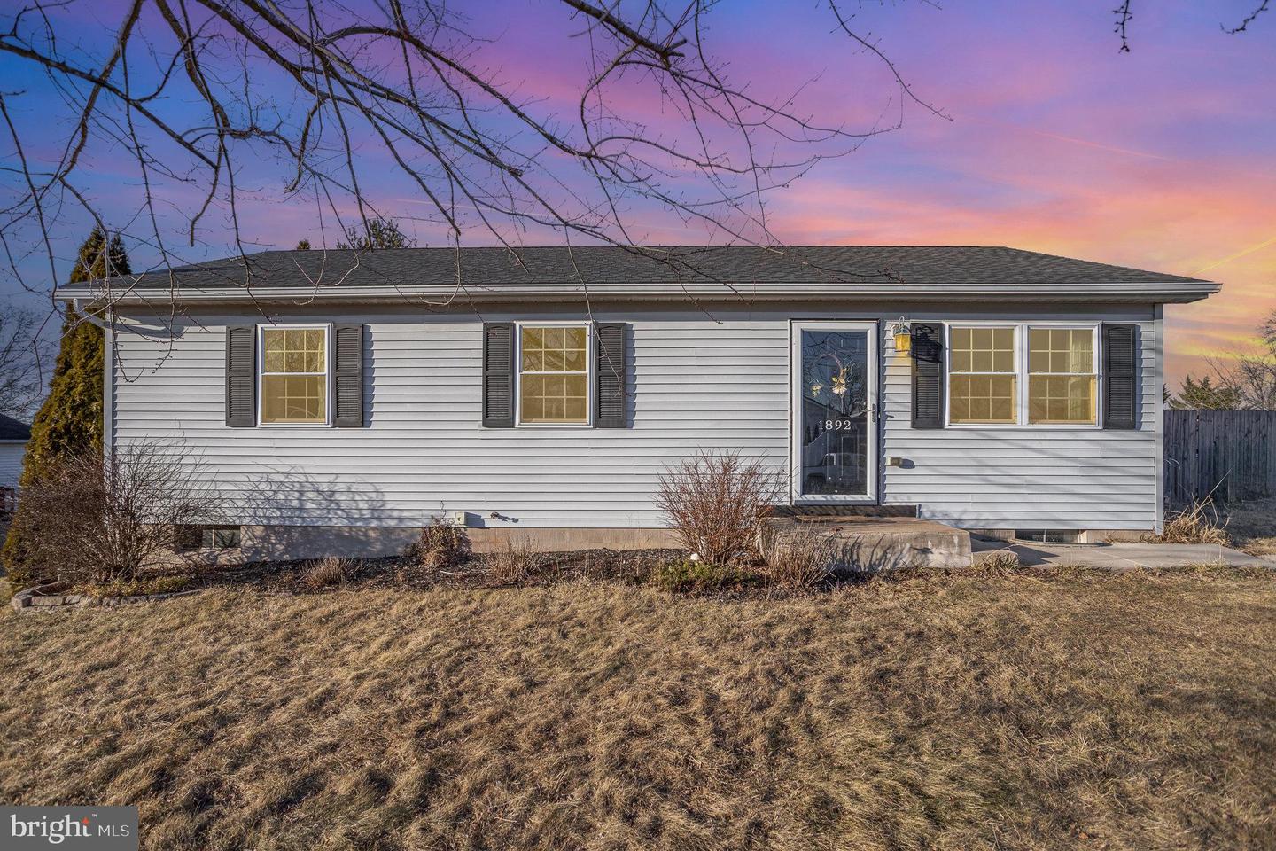 1892 Red Wing Ln Property Photo