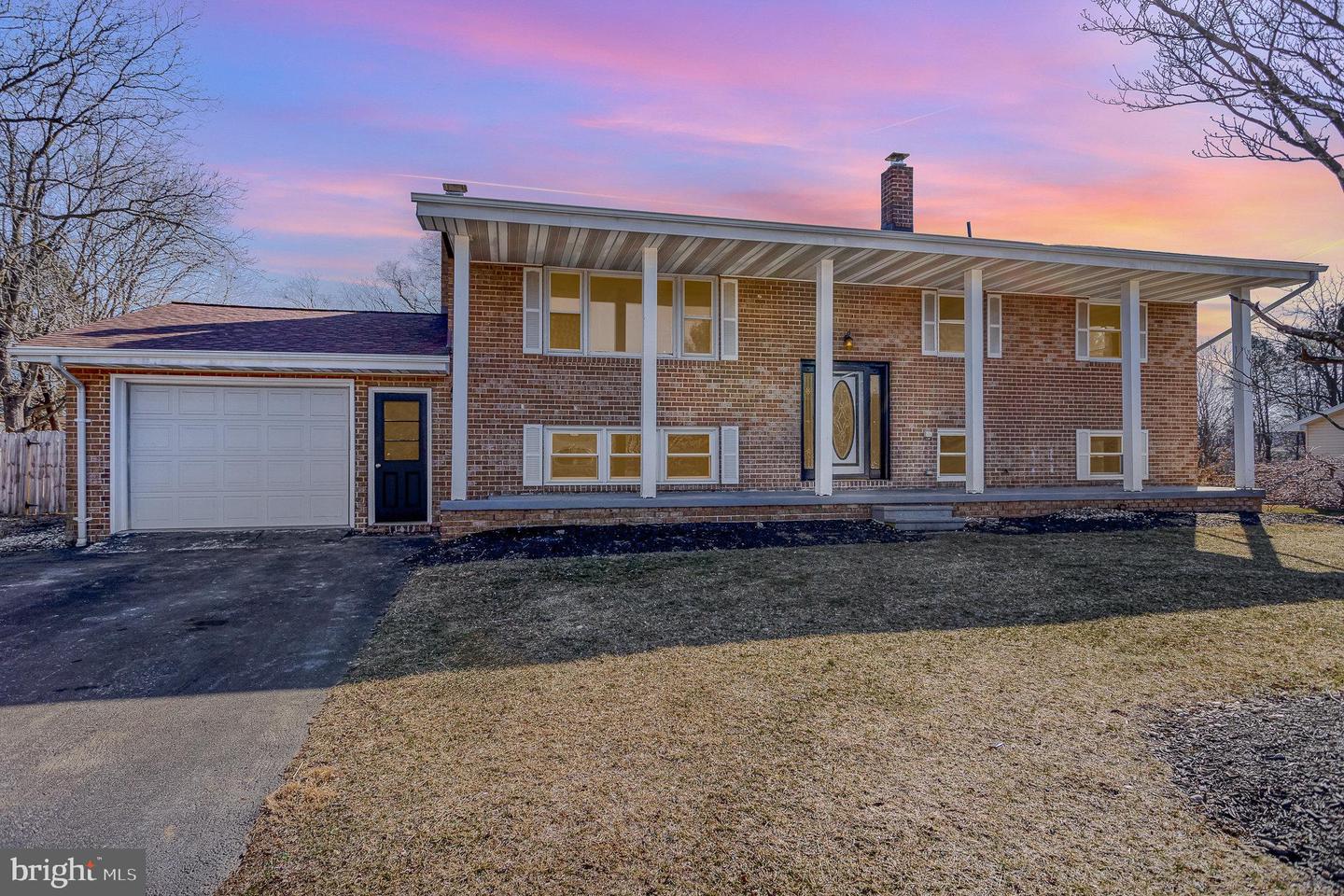 1606 Art Dr Property Photo