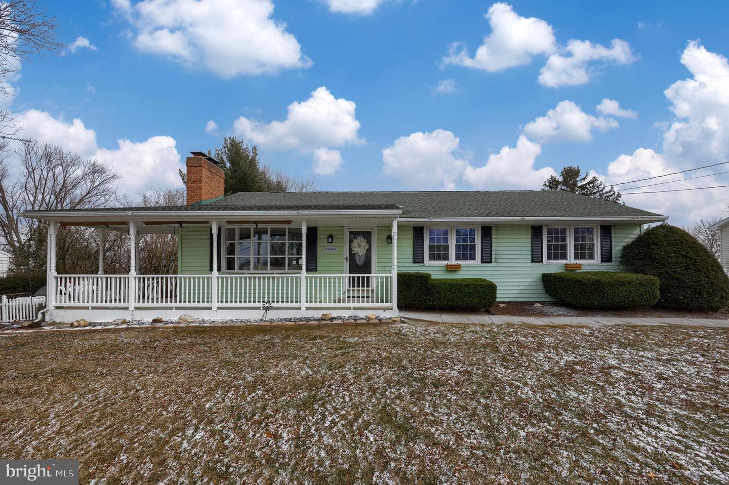 4946 Blue Hill Rd Property Photo