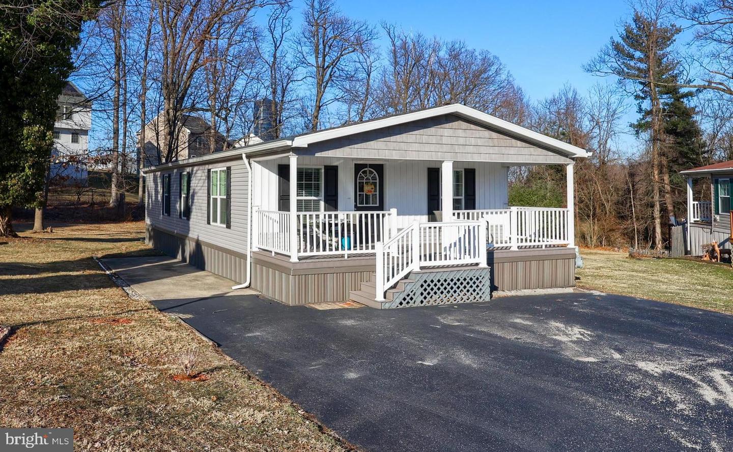 246 Holly Dr Property Photo