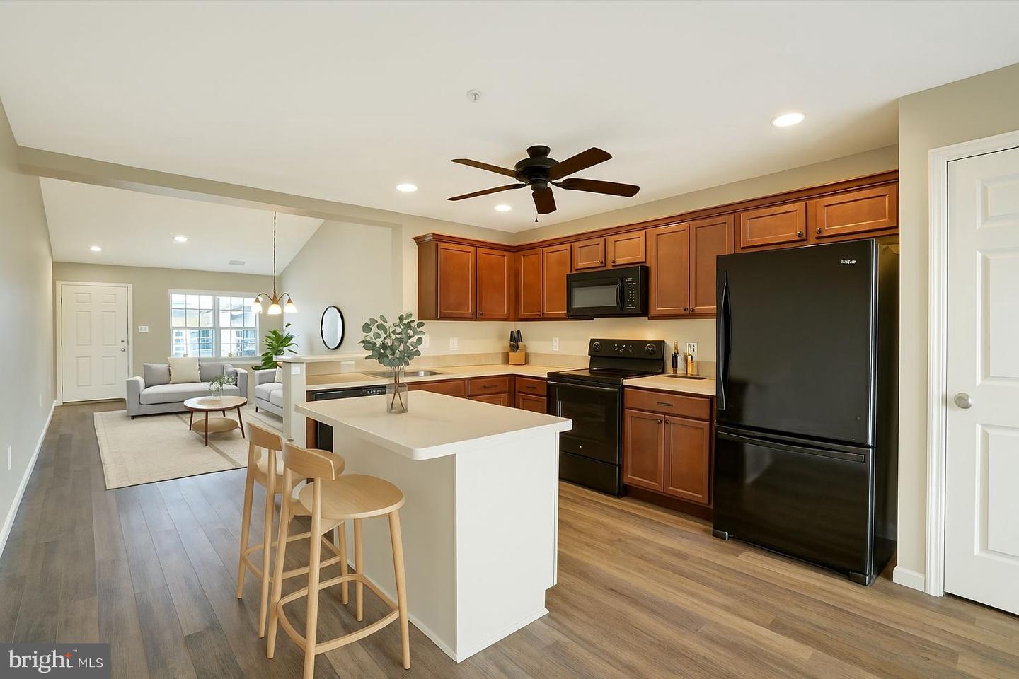 222 Jutland Way #270 Property Photo 2