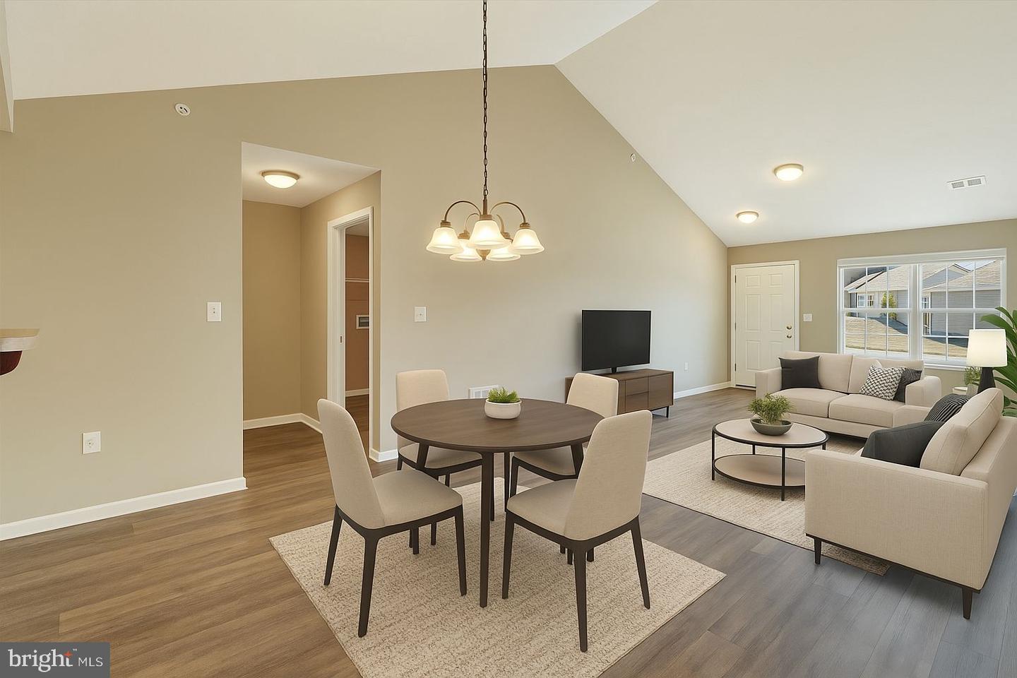 222 Jutland Way #270 Property Photo 3