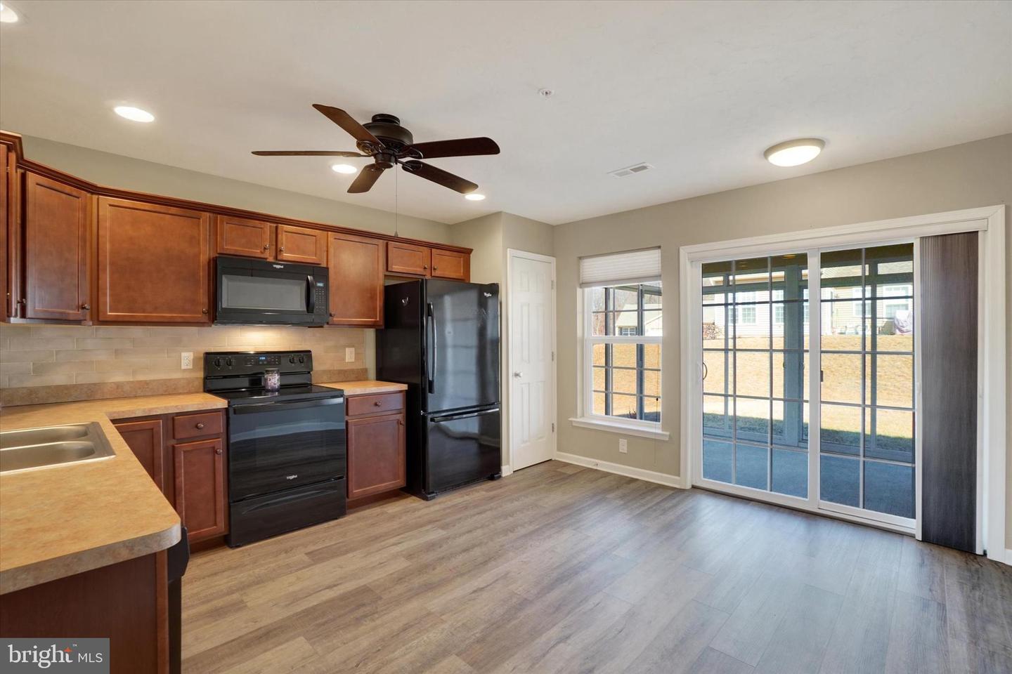 222 Jutland Way #270 Property Photo 22