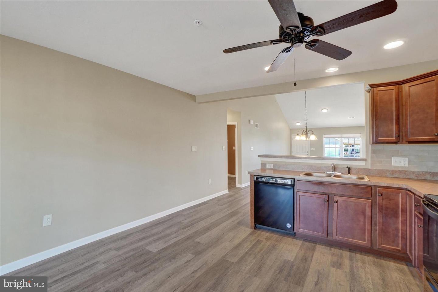 222 Jutland Way #270 Property Photo 24