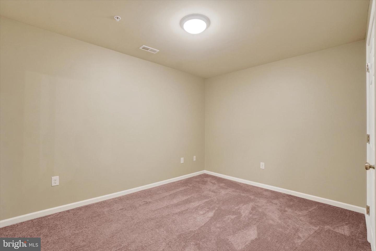 222 Jutland Way #270 Property Photo 27
