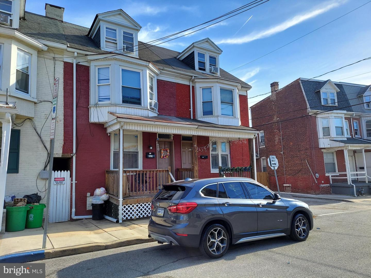 229 S West St Property Photo