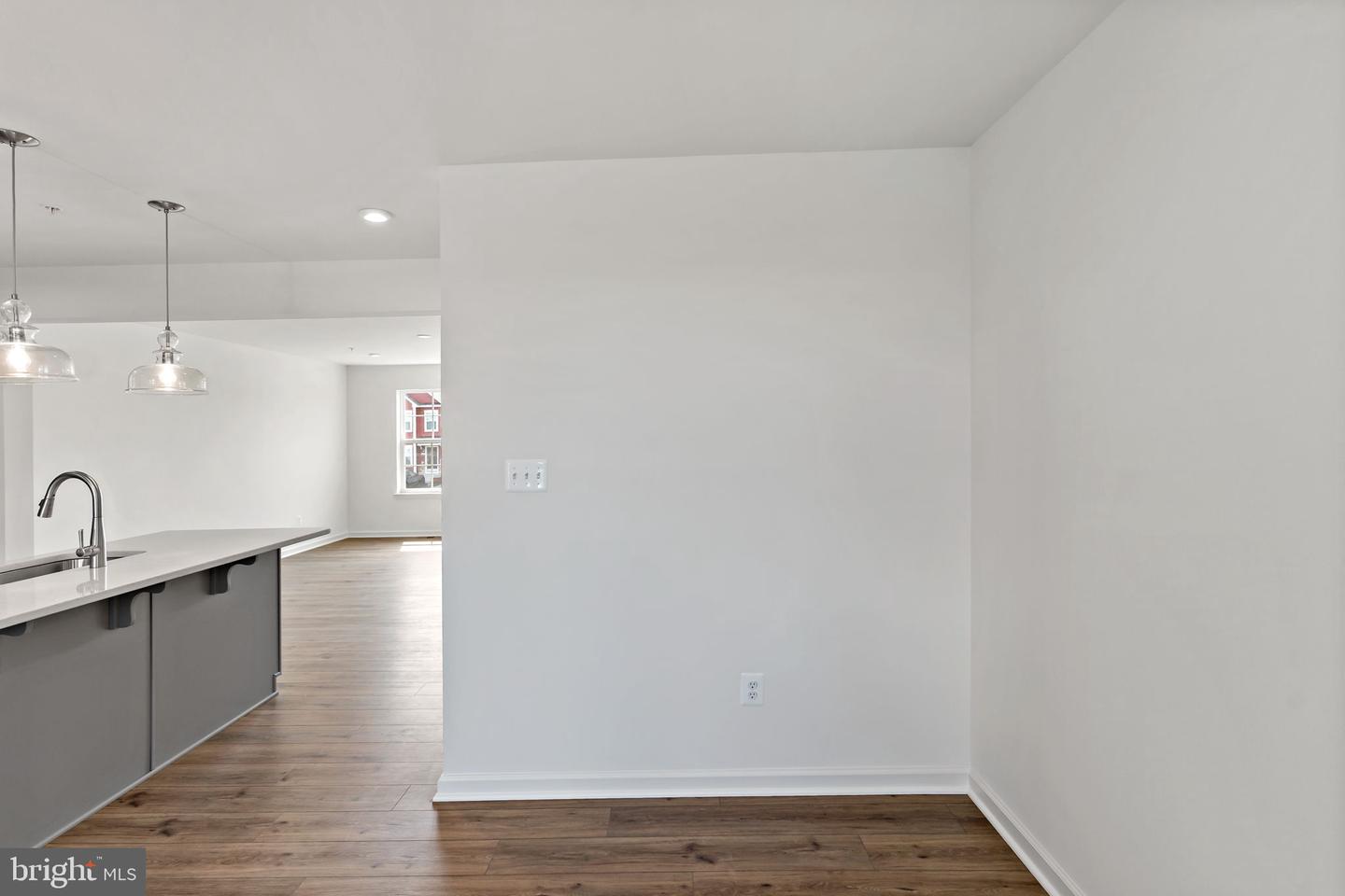 17 Angus Dr Property Photo 10