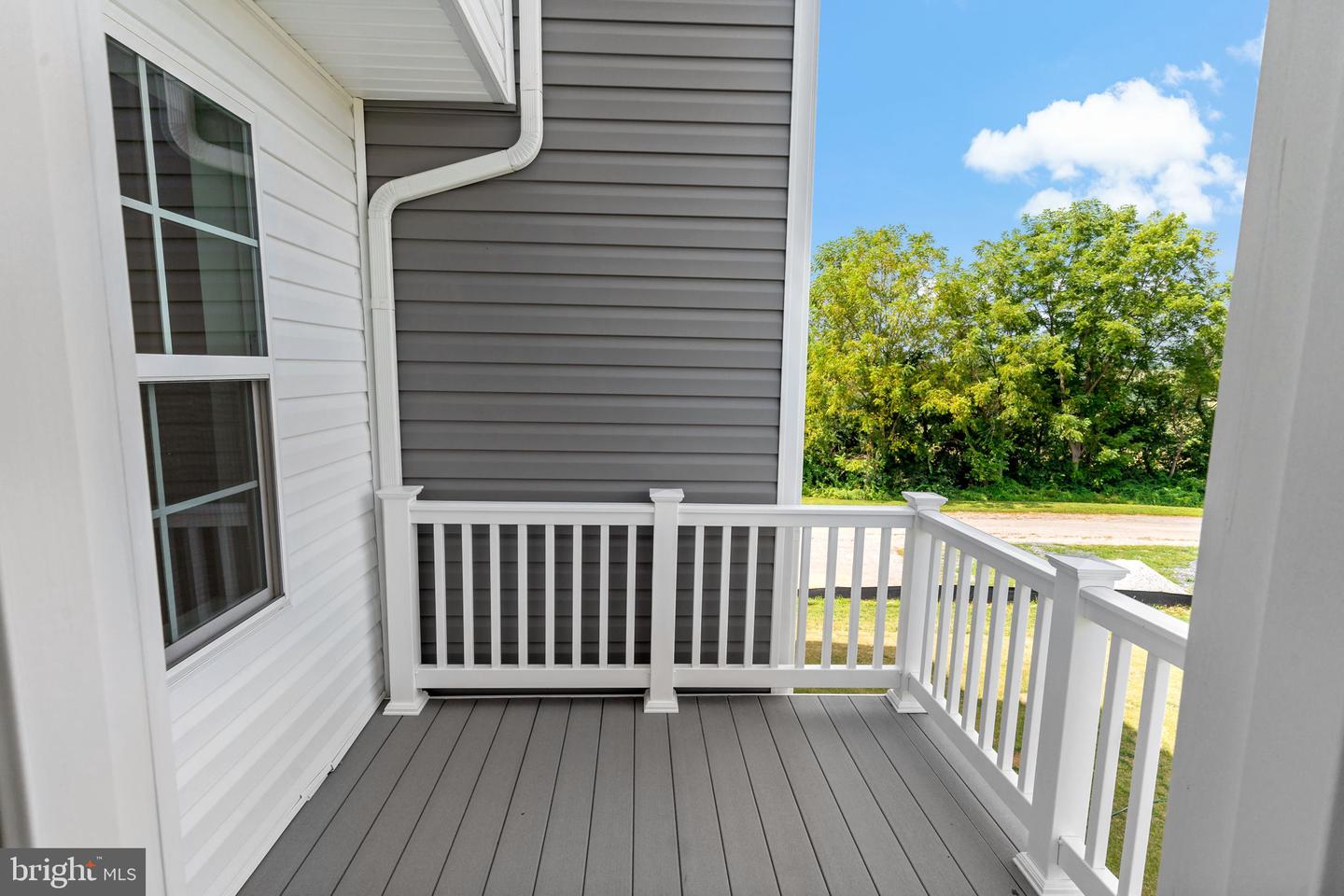 17 Angus Dr Property Photo 15