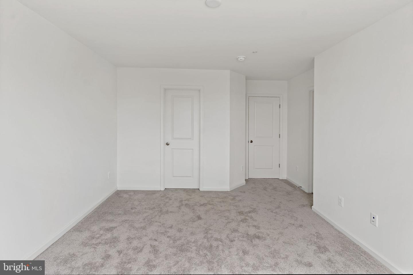 17 Angus Dr Property Photo 22