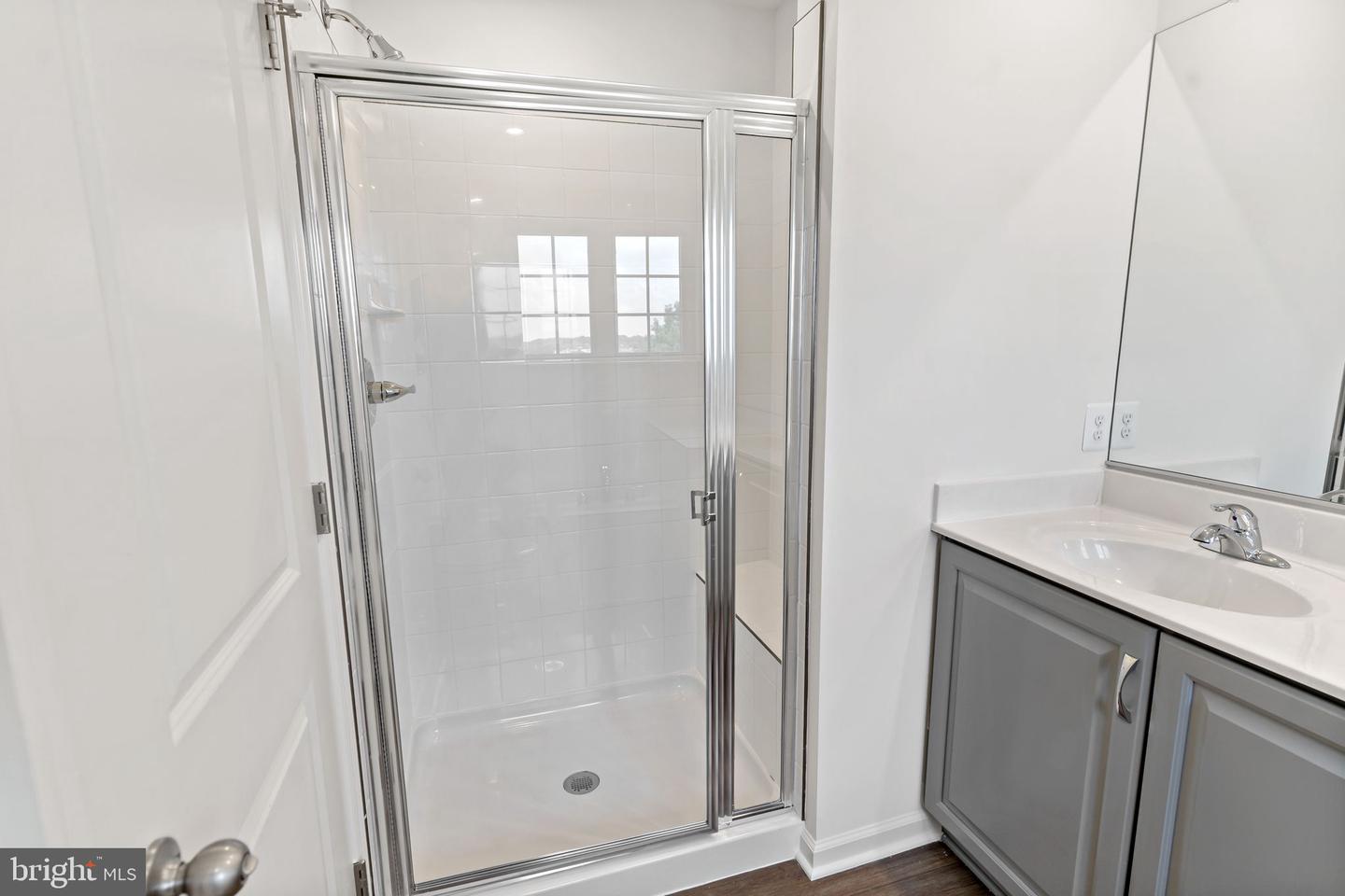 17 Angus Dr Property Photo 27