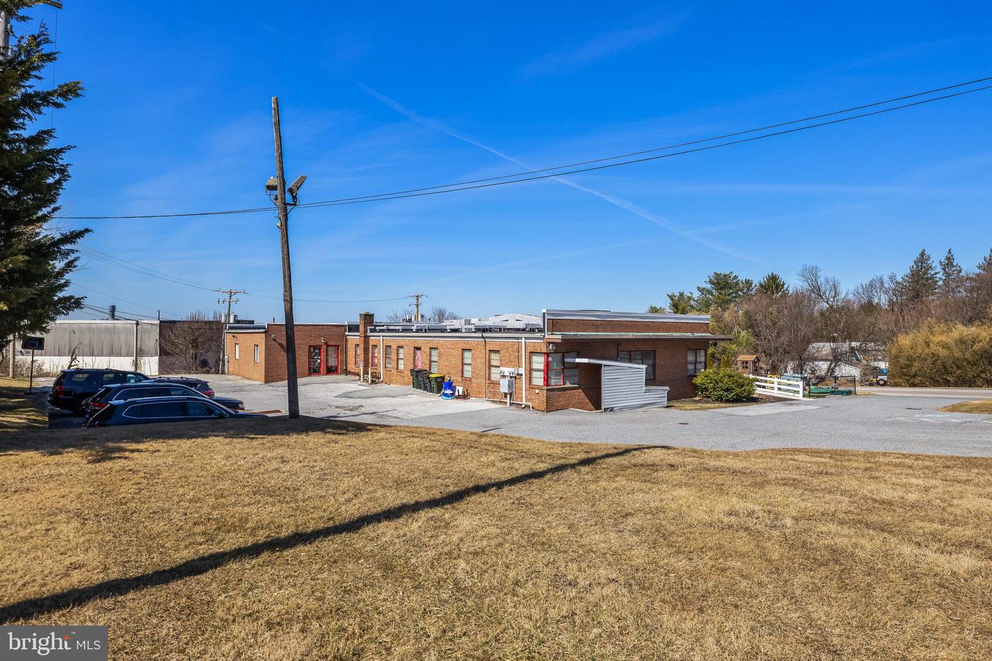 518 S Main St #d Property Photo 2