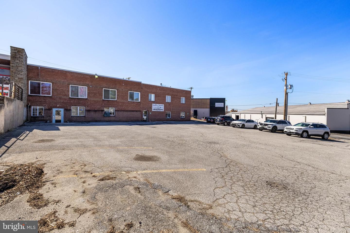 518 S Main St #d Property Photo 4