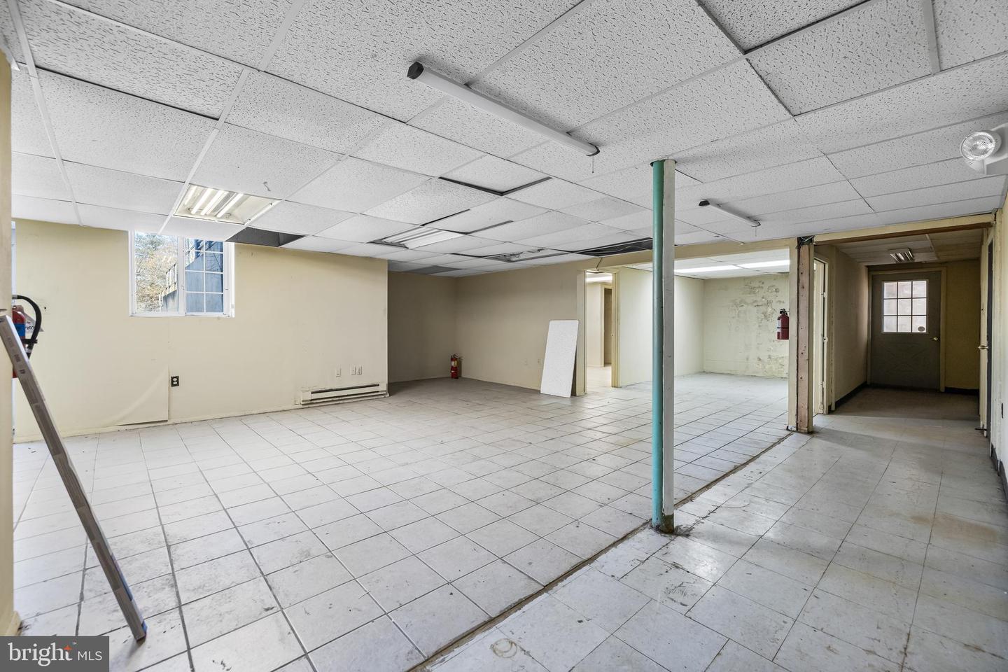 518 S Main St #d Property Photo 9