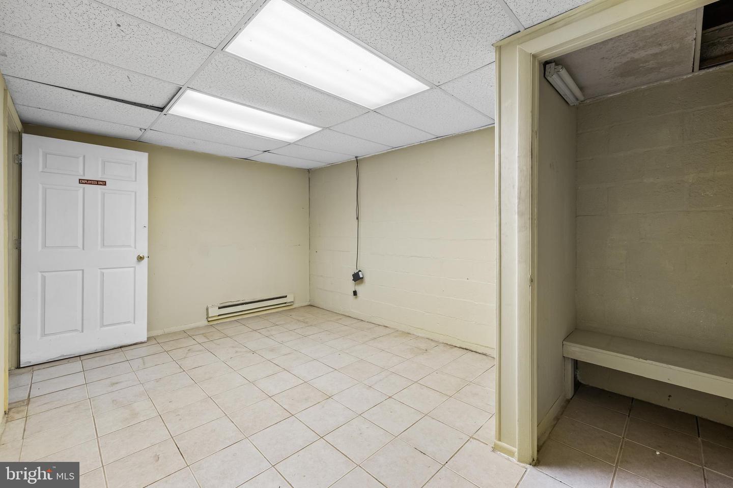 518 S Main St #d Property Photo 11