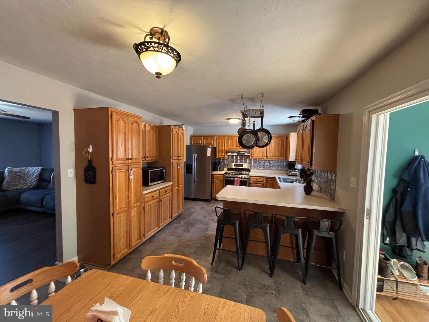 77 Piston Ct Property Photo 13