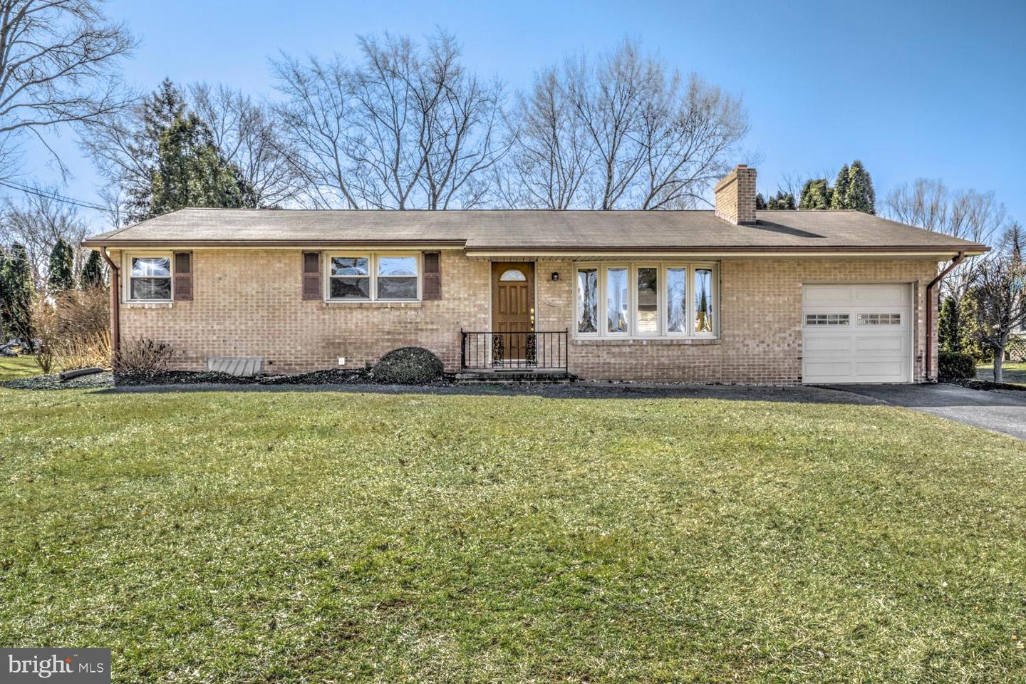 3322 Groton Ln Property Photo