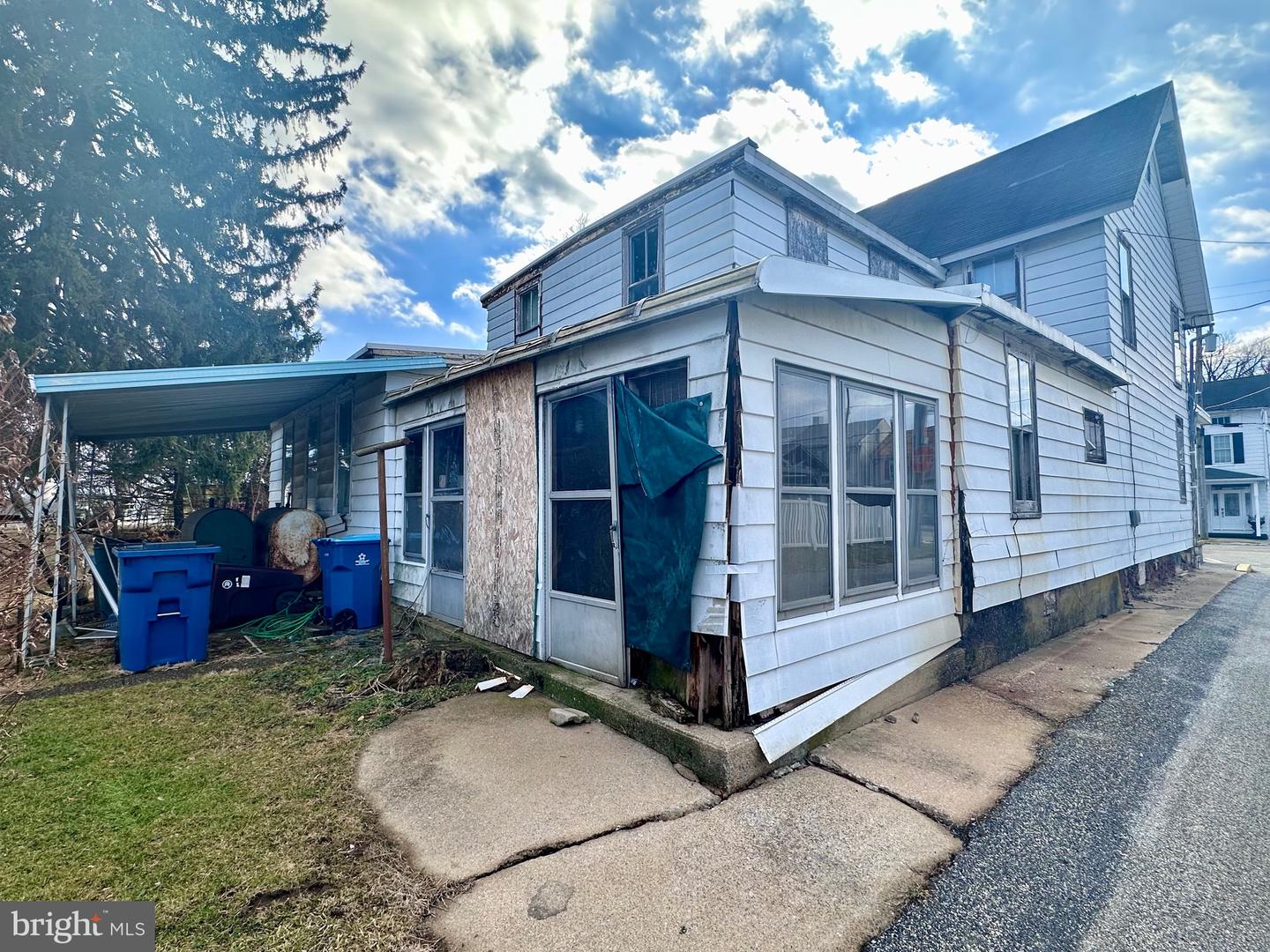 27 E Broadway Property Photo 26