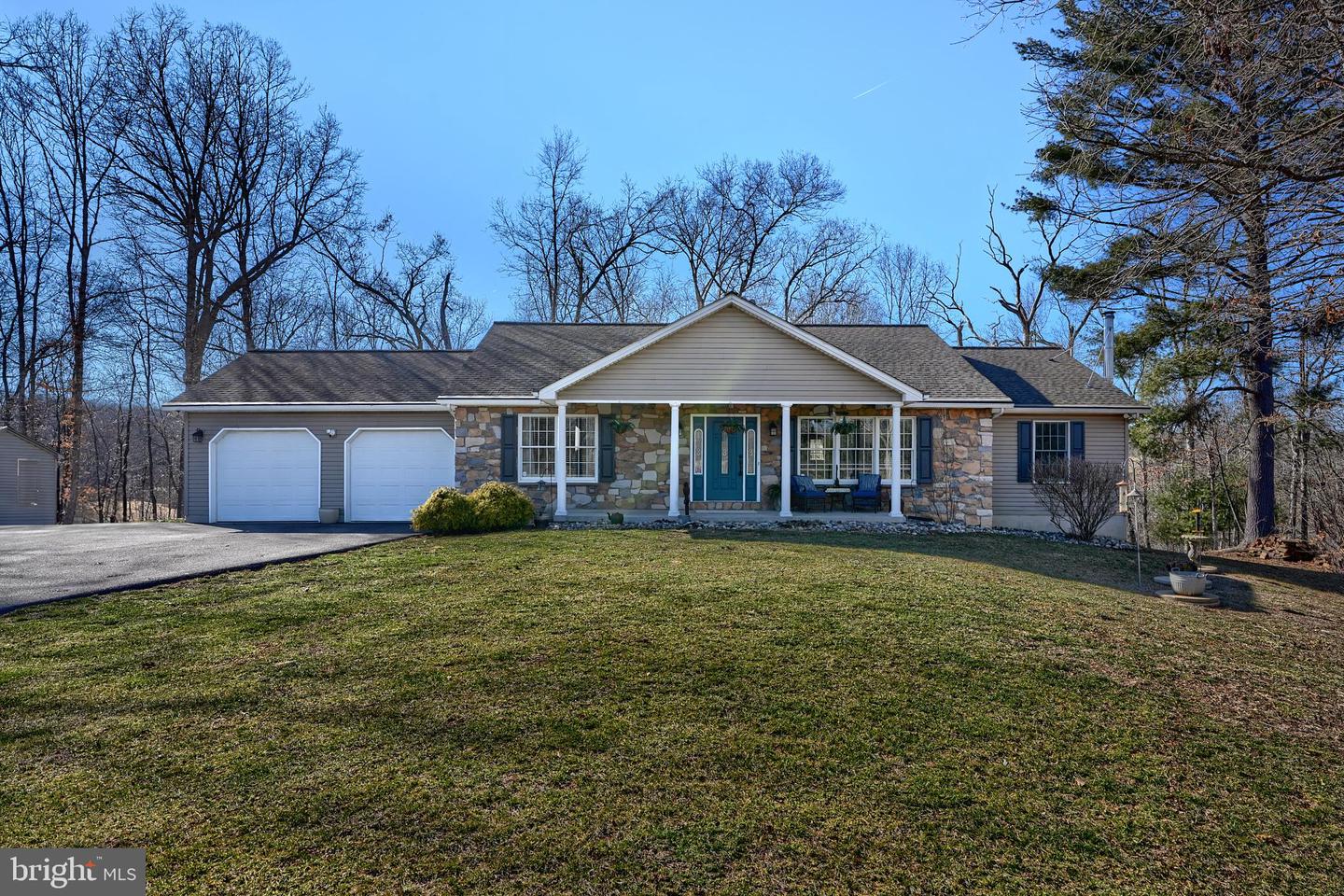 17322 Real Estate Listings Main Image