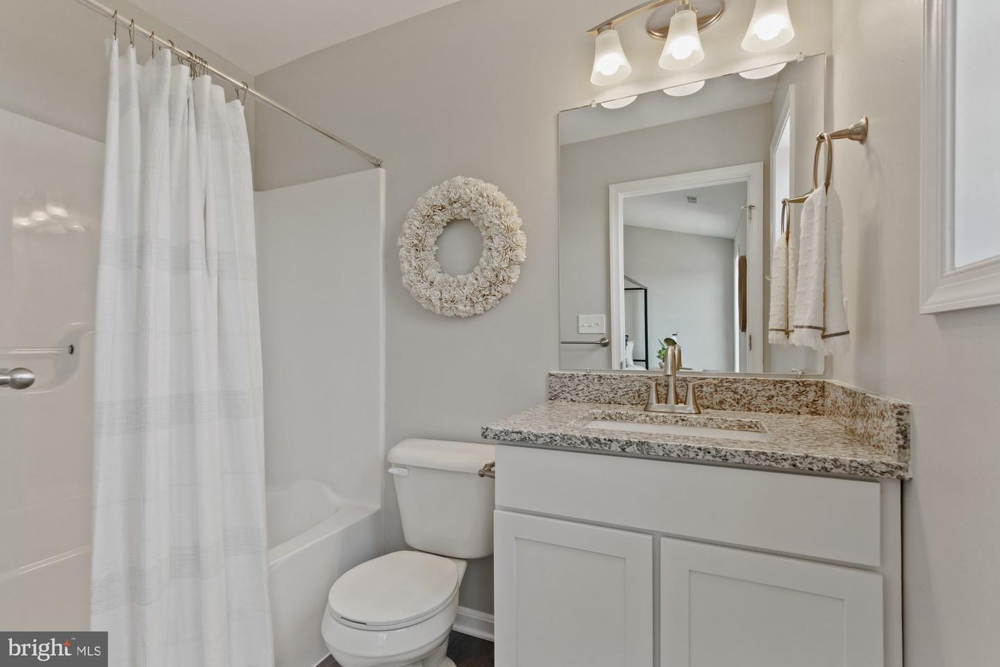 376 Avon Drive #283 Property Photo 28