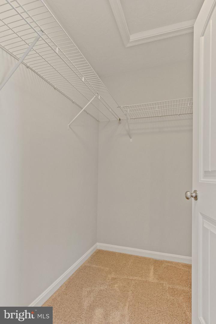 376 Avon Drive #283 Property Photo 30